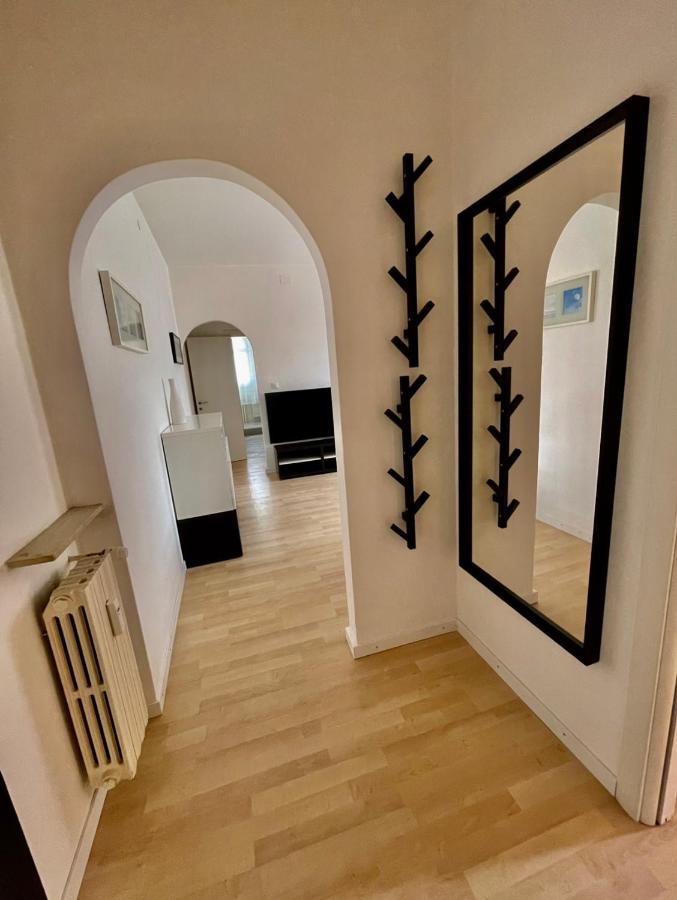 Ale'S House Apartment Венеция Лидо Екстериор снимка
